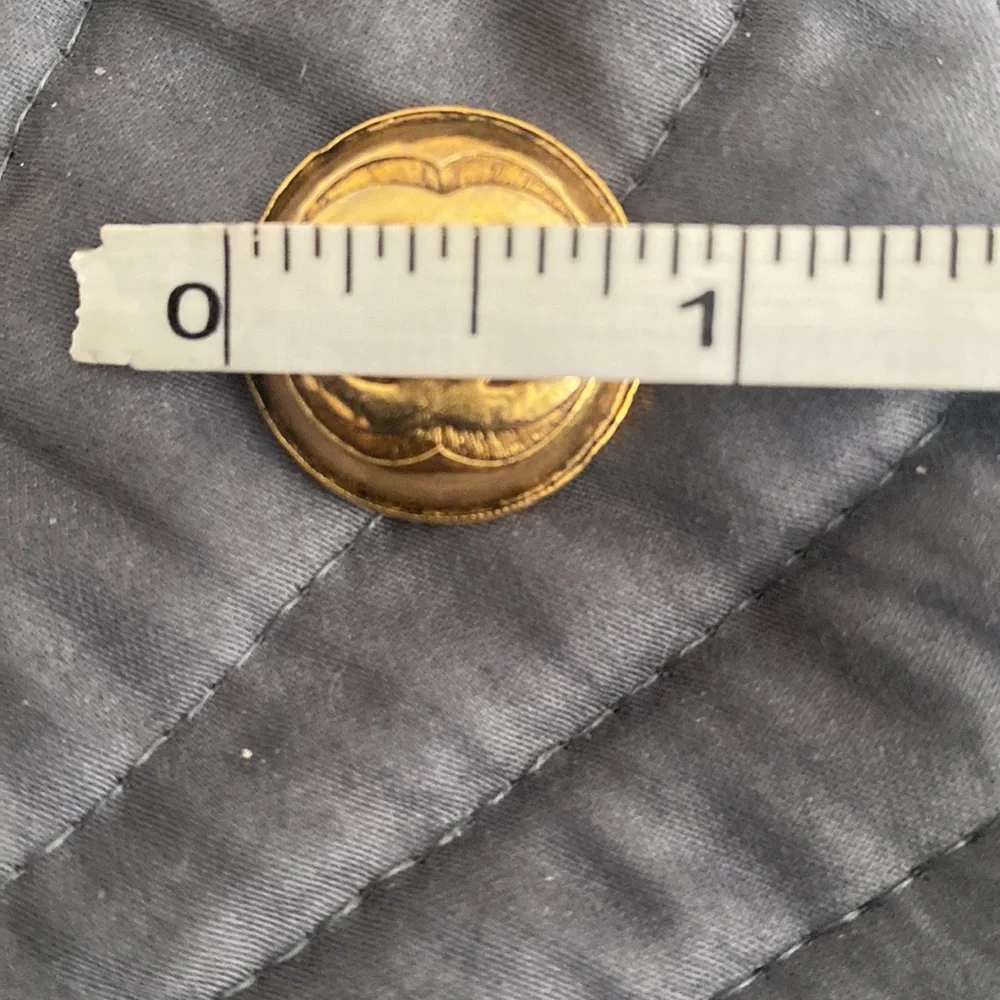 5x Authentic Vintage Chanel Gold Buttons